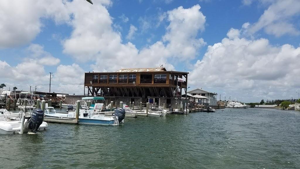 A Local’s Guide to Where to Eat in Port Aransas